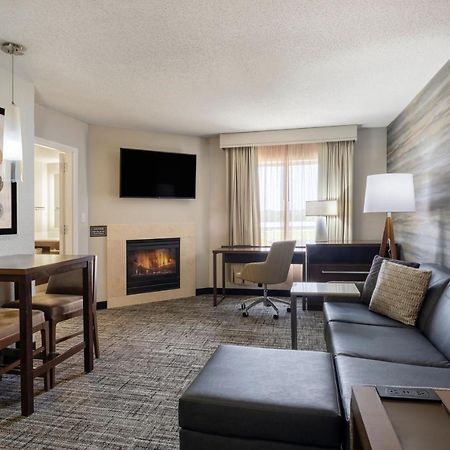 Residence Inn By Marriott Bloomington Exterior photo