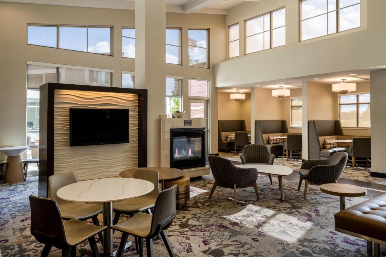 Residence Inn By Marriott Bloomington Exterior photo
